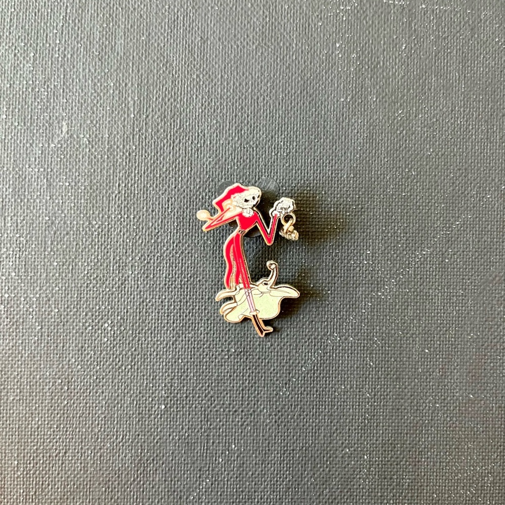 Disney Trading Pin Set - Picture 5 of 12